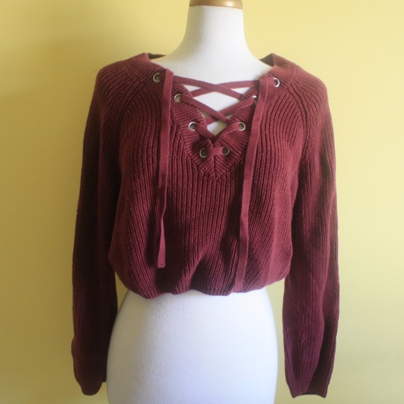 Kendall & Kylie Crop Sweater - Picture 1 of 4